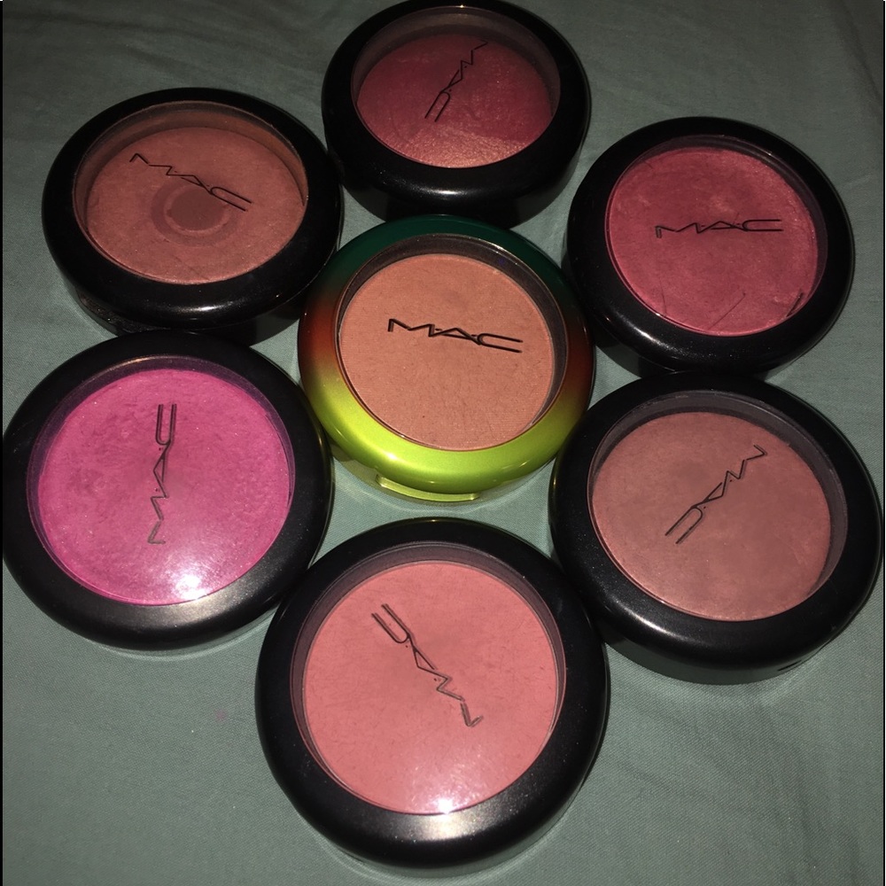 SOLD Mac cosmetics blush bundle of seven